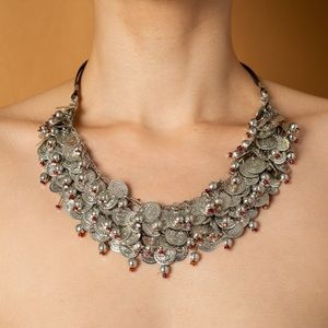 SOLD Vintage necklace